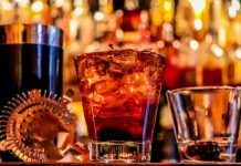 ¿Deberían etiquetarse las bebidas alcohólicas con advertencias sobre sus efectos cancerígenos? etiquetaje de advertencia en bebidas alcohólicas