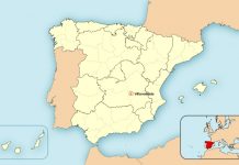 Acusan a un senador y alcalde del PP de suprimir ayudas para libros de texto para pagar matanzas de toros Localización del ayuntamiento de Villarrobledo