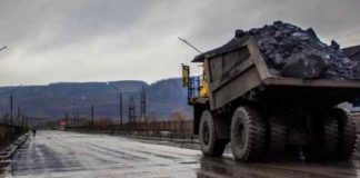 Muerte y represión de derechos humanos detrás del carbón importado