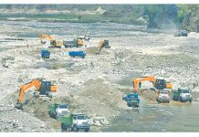 Joven activista nepalí asesinado en protesta contra extracción ilegal de un río Minería ilegal en Nepal
