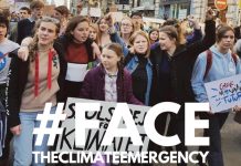 «No hay lugar en la Tierra donde los niños se enfrenten a un futuro en un ambiente seguro» Greta Thunberg al frente de una manifestación